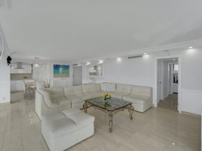 2800 E Sunrise Boulevard 19a, Fort Lauderdale FL 33304