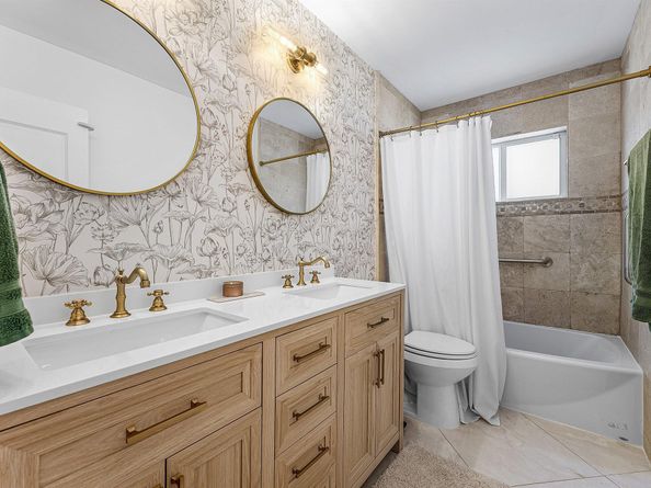 499 NE 28th Road, Boca Raton FL 33431