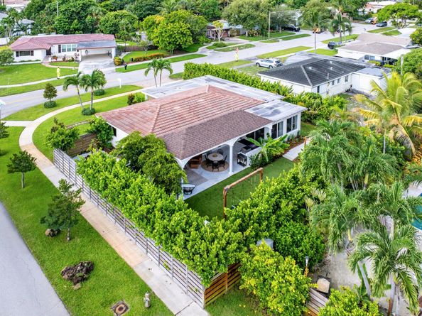 499 NE 28th Road, Boca Raton FL 33431