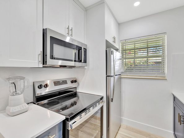 934 NW 4th Avenue 14, Fort Lauderdale FL 33311