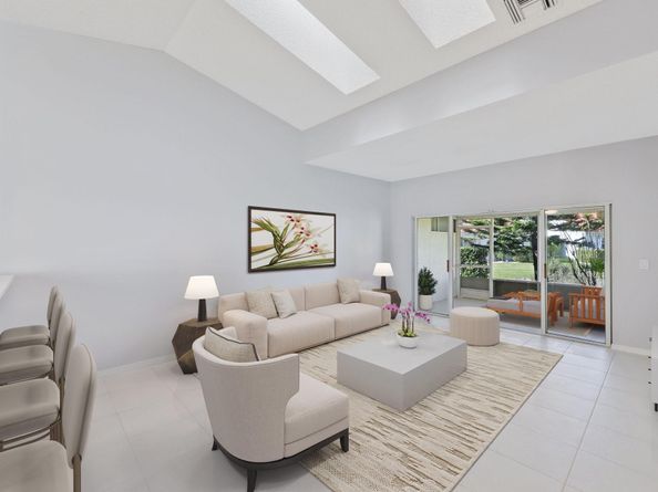 6175 Floral Lakes Dr, Delray Beach FL 33484
