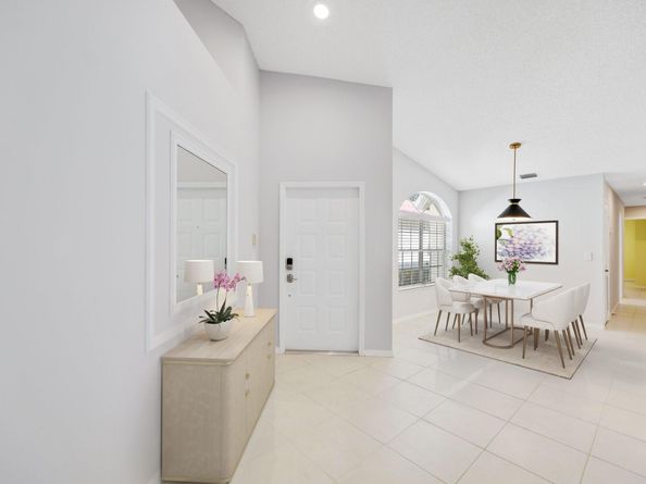 6175 Floral Lakes Dr, Delray Beach FL 33484