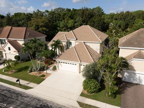 157 Oakwood Lane, Palm Beach Gardens FL 33410