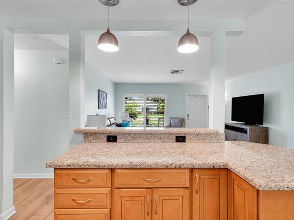 161 SE 8th St, Pompano Beach FL 33060