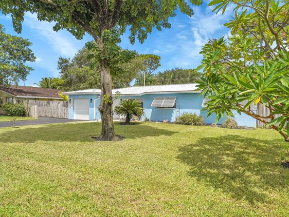 161 SE 8th St, Pompano Beach FL 33060