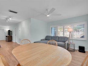 161 SE 8th St, Pompano Beach FL 33060