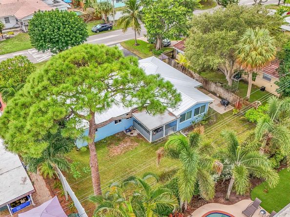 161 SE 8th St, Pompano Beach FL 33060