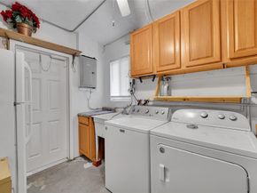 161 SE 8th St, Pompano Beach FL 33060