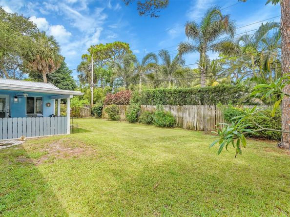 161 SE 8th St, Pompano Beach FL 33060
