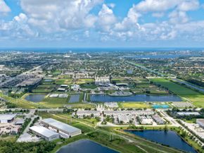1950 Portage Landing N, North Palm Beach FL 33408