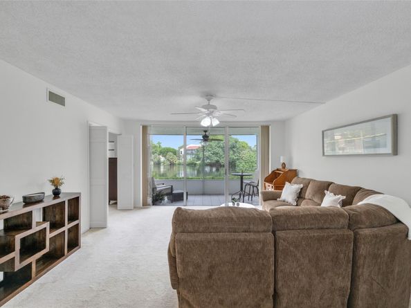 2850 S Forest Hills Blvd 105, Coral Springs FL 33065