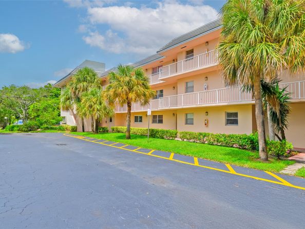 2850 S Forest Hills Blvd 105, Coral Springs FL 33065