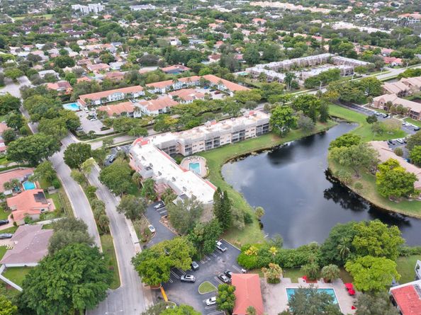 2850 S Forest Hills Blvd 105, Coral Springs FL 33065