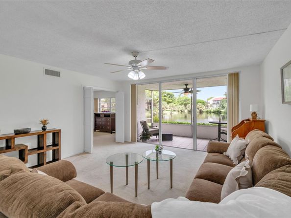 2850 S Forest Hills Blvd 105, Coral Springs FL 33065