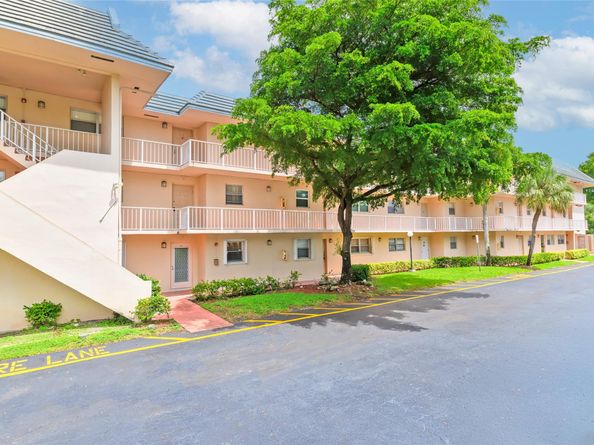 2850 S Forest Hills Blvd 105, Coral Springs FL 33065