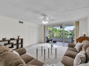 2850 S Forest Hills Blvd 105, Coral Springs FL 33065