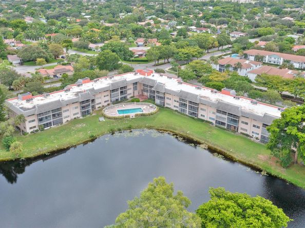 2850 S Forest Hills Blvd 105, Coral Springs FL 33065