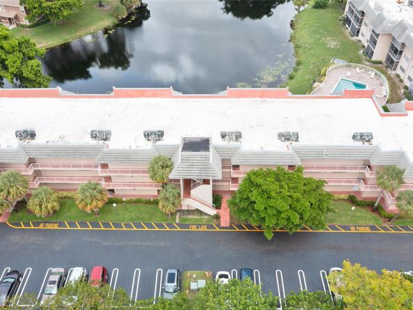 2850 S Forest Hills Blvd 105, Coral Springs FL 33065