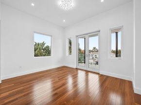 2641 NE 48th Street, Lighthouse Point FL 33064