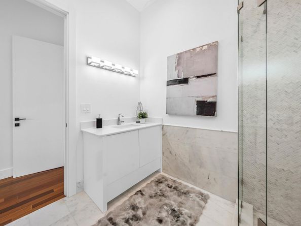 2641 NE 48th Street, Lighthouse Point FL 33064