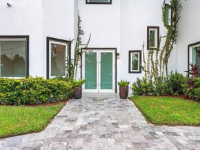 2641 NE 48th Street, Lighthouse Point FL 33064