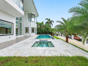 2641 NE 48th Street, Lighthouse Point FL 33064