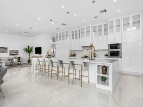 2641 NE 48th Street, Lighthouse Point FL 33064