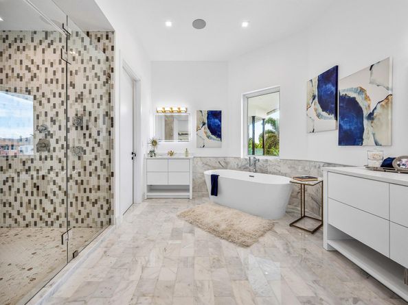 2641 NE 48th Street, Lighthouse Point FL 33064