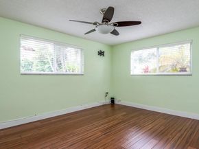 818 N 12th Ave, Hollywood FL 33019