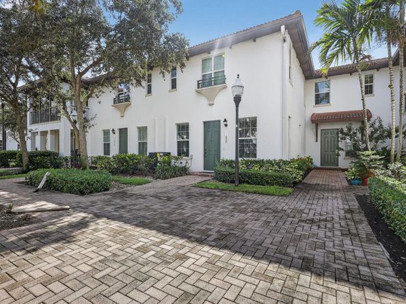 2669 SW 118th Rd, Miramar FL 33025