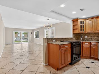 3050 NE 16th Avenue