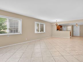 3050 NE 16th Avenue 107, Oakland Park FL 33334