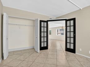 3050 NE 16th Avenue 107, Oakland Park FL 33334
