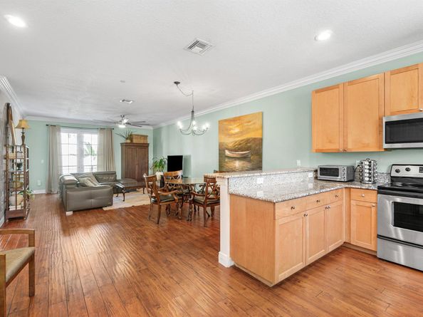 2502 N Dixie Highway 16, Lake Worth Beach FL 33460