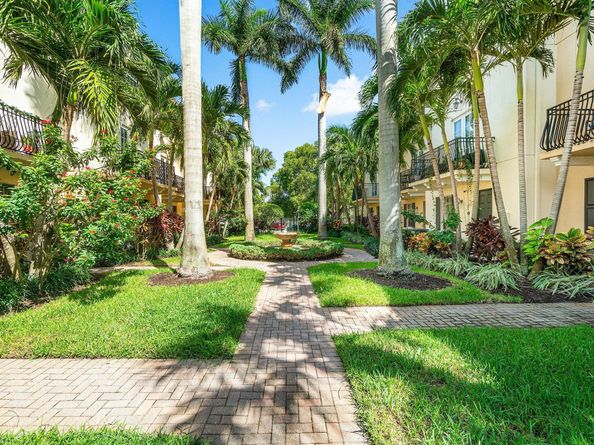 2502 N Dixie Highway 16, Lake Worth Beach FL 33460