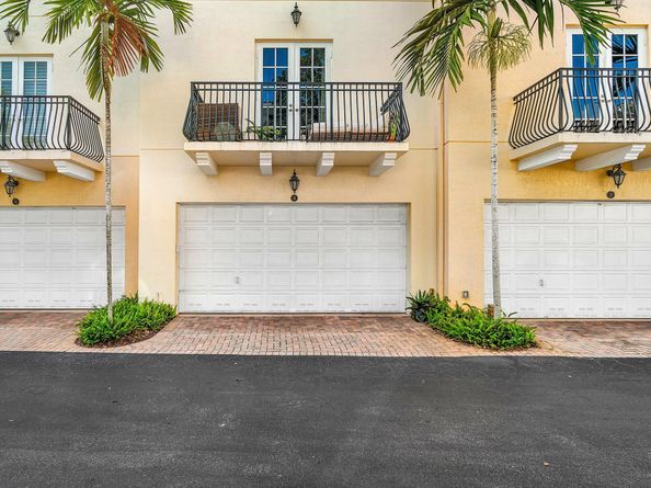 2502 N Dixie Highway 16, Lake Worth Beach FL 33460