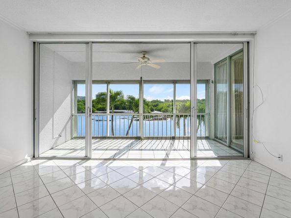 2165 Ibis Isle Road 6, Palm Beach FL 33480