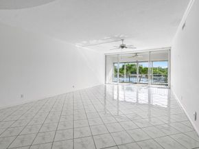 2165 Ibis Isle Road 6, Palm Beach FL 33480