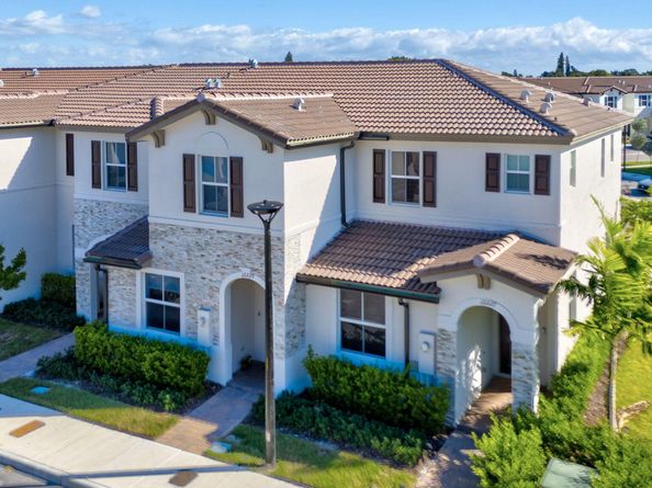 12227 NW 23rd Path, Miami FL 33167