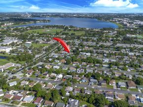 1379 10th Street, West Palm Beach FL 33401