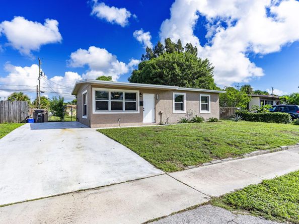 1379 10th Street, West Palm Beach FL 33401