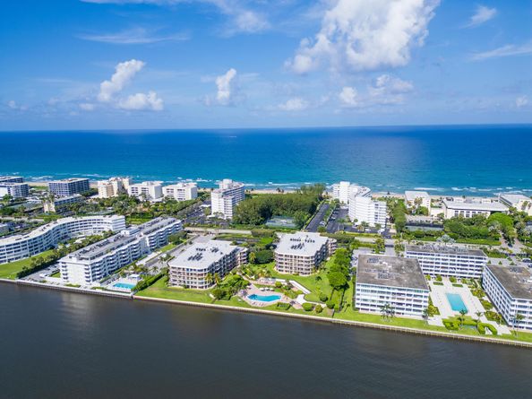 2778 S Ocean 307 N Boulevard 307n, Palm Beach FL 33480