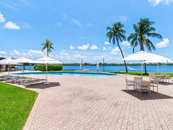 2778 S Ocean 307 N Boulevard 307n, Palm Beach FL 33480
