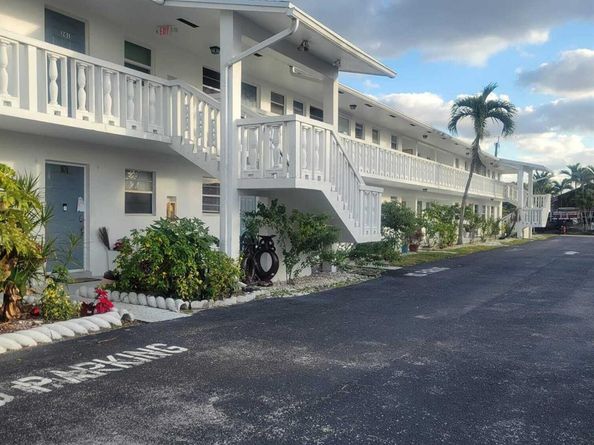6560 Winfield Boulevard 102, Margate FL 33063