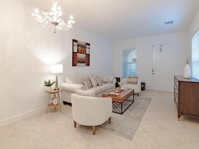 2812 Eagle Rock Circle 902, West Palm Beach FL 33411