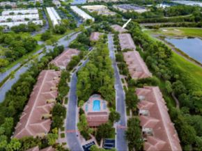 2812 Eagle Rock Circle 902, West Palm Beach FL 33411