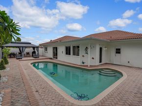 1012 W Camino Real, Boca Raton FL 33486