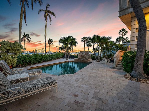 1017 N Flagler Drive, West Palm Beach FL 33401