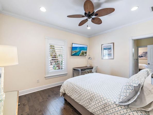 1017 N Flagler Drive, West Palm Beach FL 33401