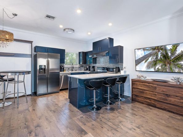 1017 N Flagler Drive, West Palm Beach FL 33401